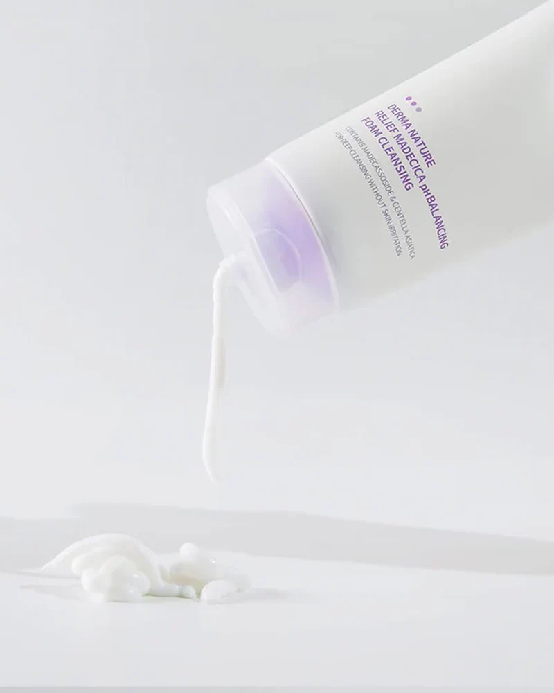 celimax Derma Nature Relief Madecica pH Balancing Cleansing Foam - Image 4
