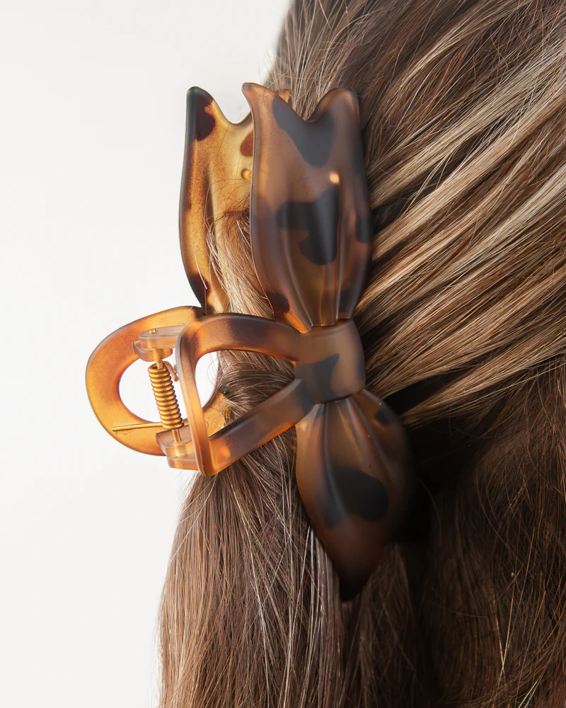 Classic Everyday Bow Hair Clip - Image 2