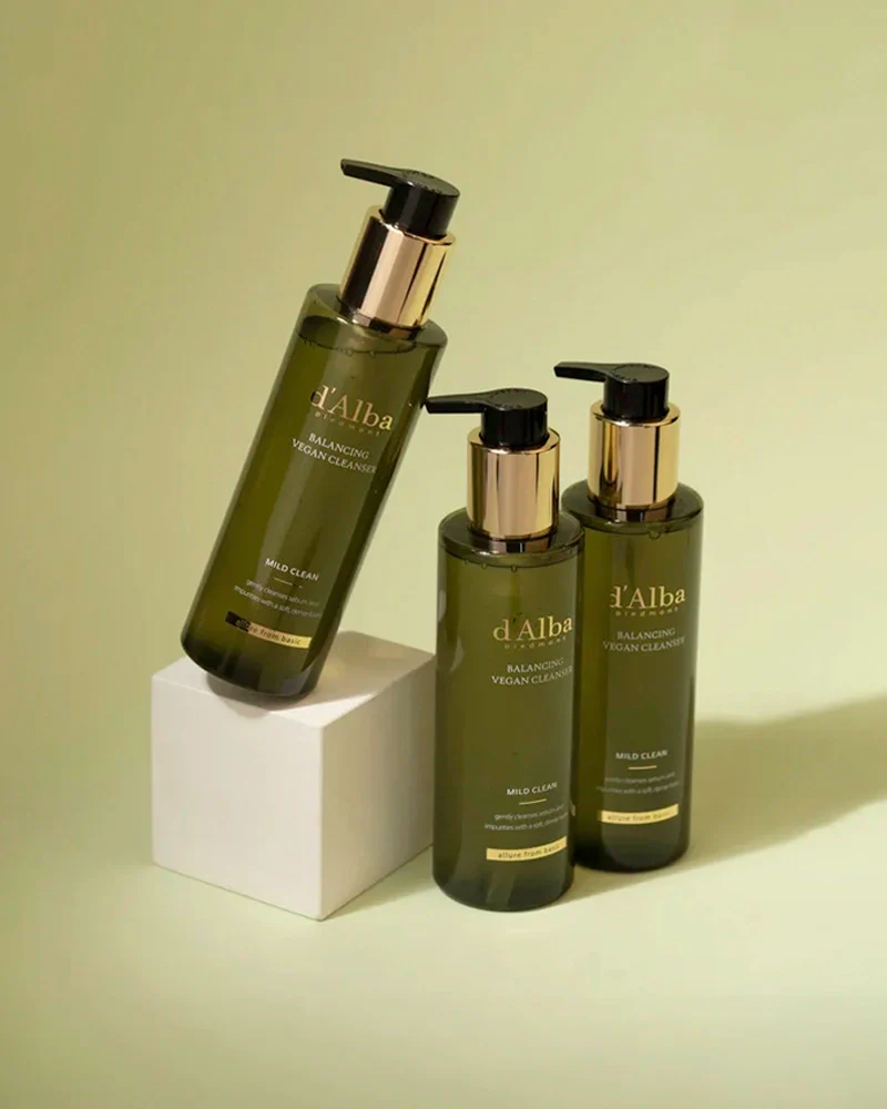 d'Alba Balancing Vegan Cleanser Mild Clean - Image 2