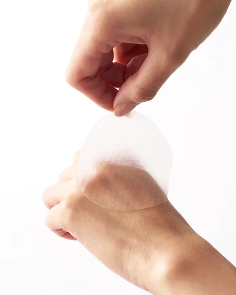 EQQUALBERRY Collagen Glow Up Gel Toner Pads - Image 4