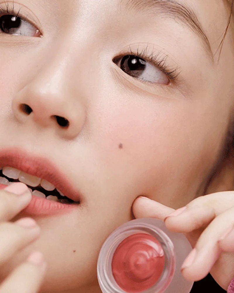 fwee Lip & Cheek Blurry Pudding Pot: Bestie Moment - Image 8