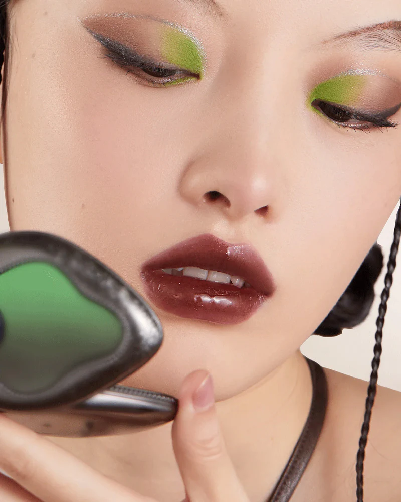 GIRLCULT Unreal Lip Gloss: Sci-Fi Mythology - Image 4
