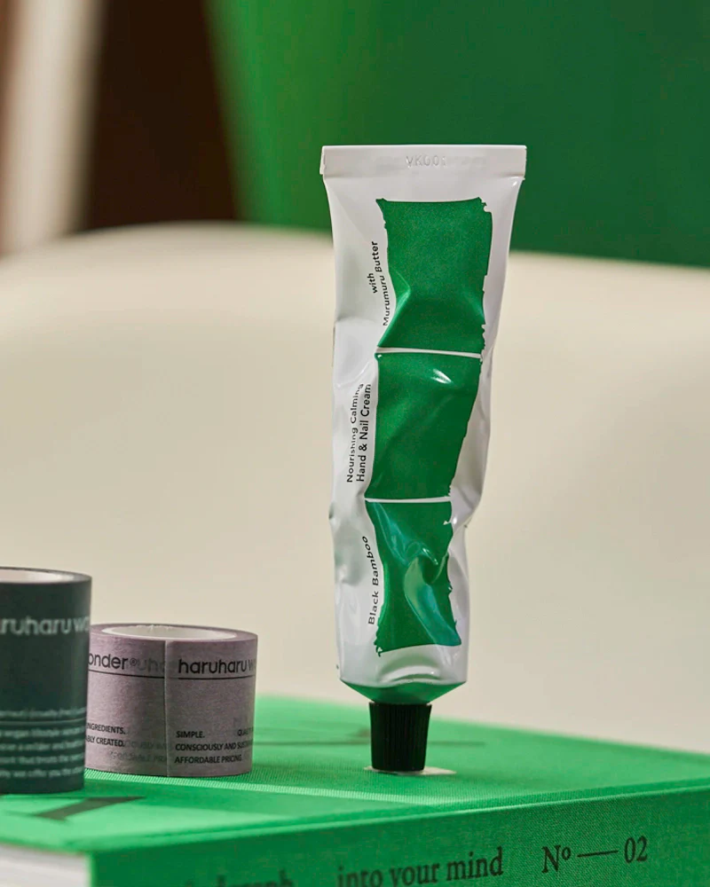haruharu wonder Black Bamboo Nourishing Calming Hand & Nail Cream - Image 4