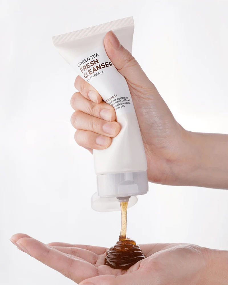 ISNTREE Green Tea Fresh Cleanser - Image 3