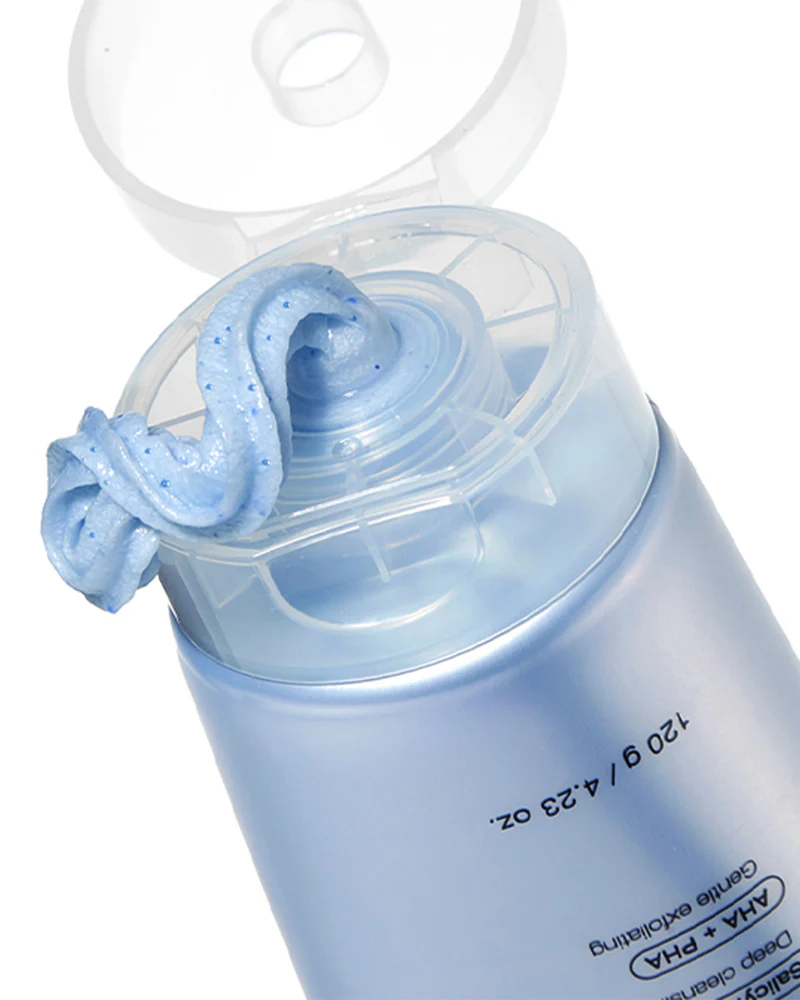 medicube Zero Pore Clearing Capsule Cleansing Foam - Image 2