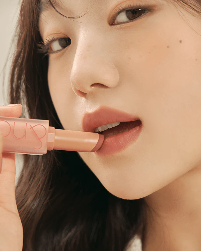 rom&nd Zero Matte Lipstick: Muteral Nude - Image 6