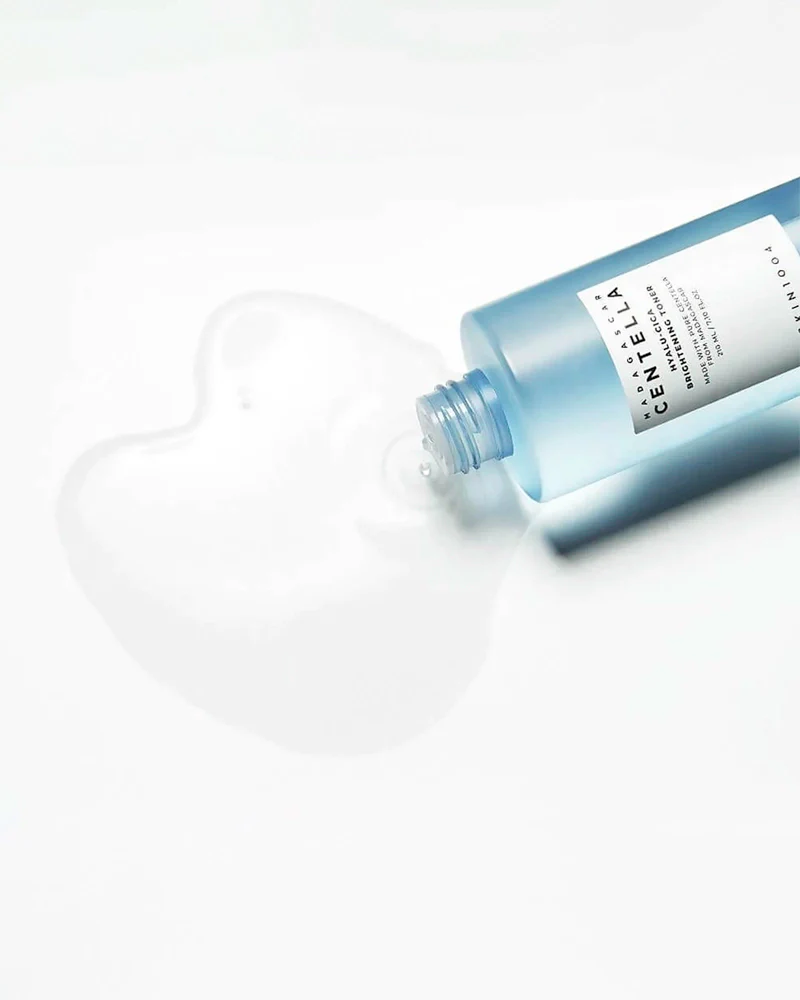 SKIN1004 Madagascar Centella Hyalu-Cica Brightening Toner 210ml - Image 4