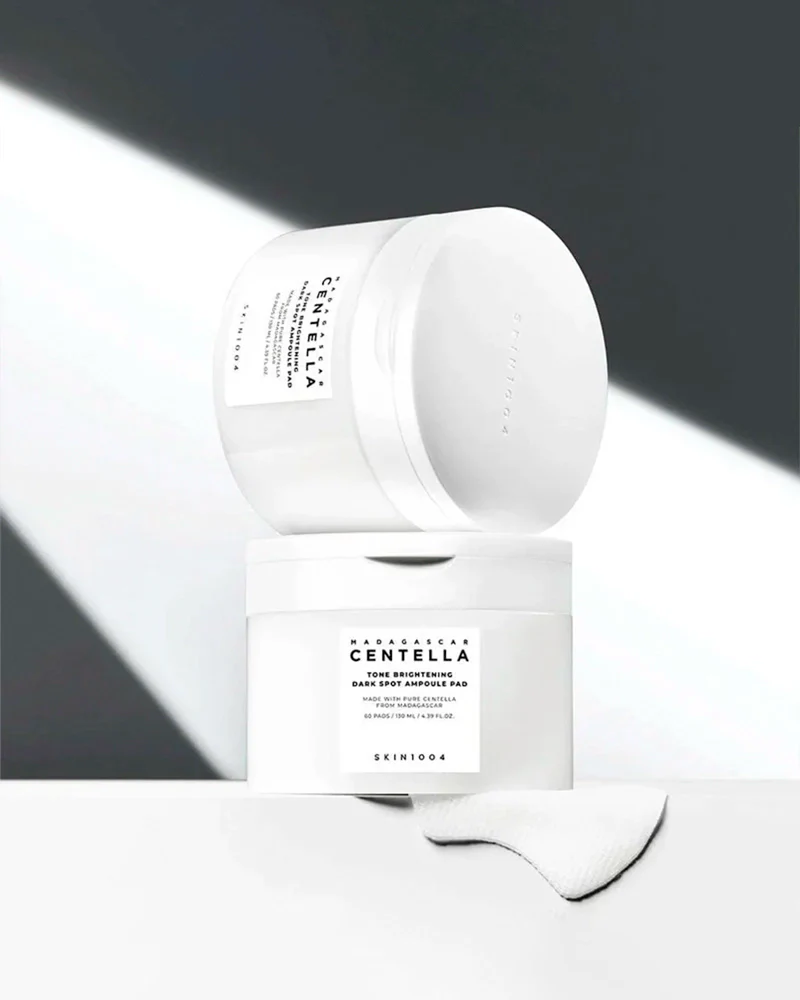 SKIN1004 Madagascar Centella Tone Brightening Dark Spot Ampoule Pad - Image 2