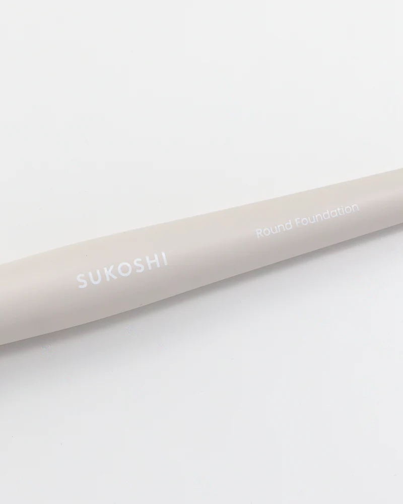 SUKOSHI Round Foundation Brush - Image 3