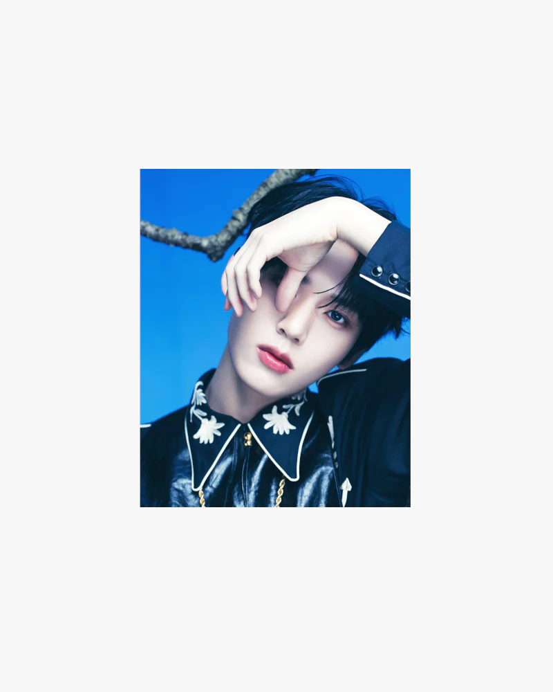 ZEROBASEONE - 3RD MINI ALBUM [You had me at HELLO] (Solar Ver.) (LIMITED) (9 Versions) - Image 10